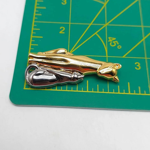 Vintage Liz Claiborne Gold and Silver Tone Cat Cats Brooch Pin - Picture 5 of 5